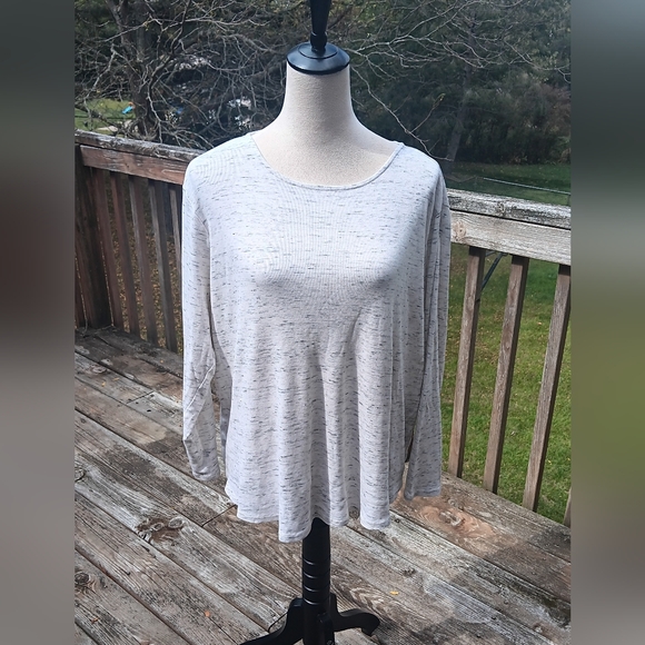 J. Jill White & Light Gray Speckled Long Sleeve Tee, Size XL Petite - Picture 1 of 6